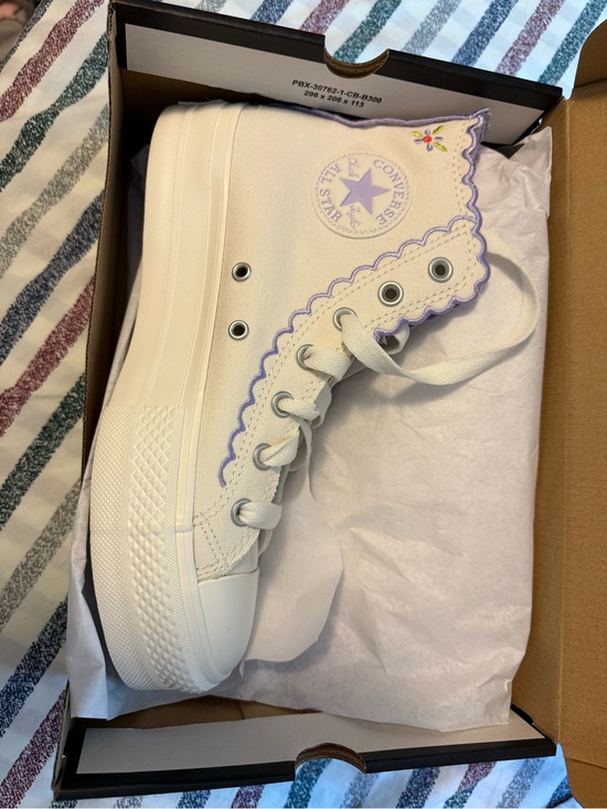 Converse Shoes - Floral white & purple converse